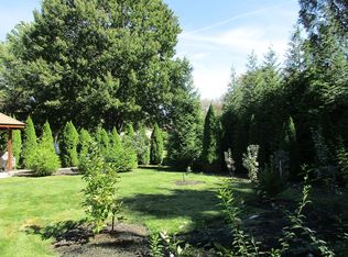 6 Shelley Dr, Hackettstown, NJ 07840