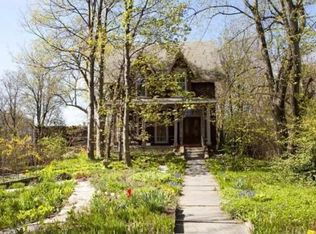 105 Mount Pleasant Ave, Roxbury, MA 02119