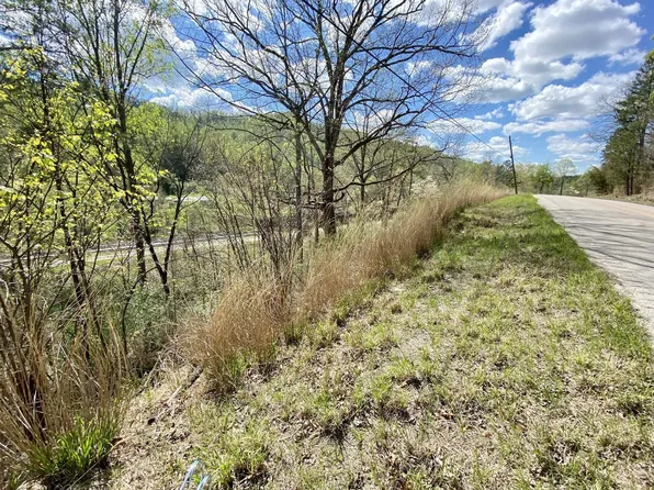 220 Old Commissary Rd, Williamsburg, KY 40769