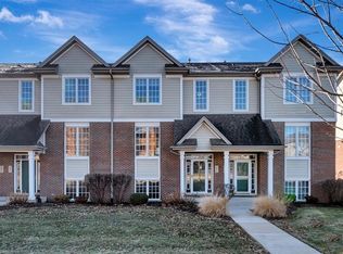 10626 Dani Ln, Orland Park, IL