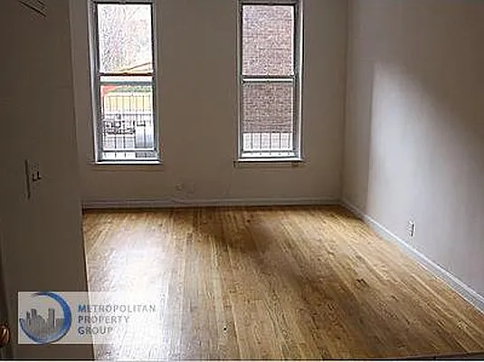 Rented by Metropolitan Property Group | media 7