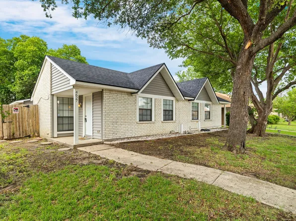 4627 Chapman St, The Colony, TX 75056