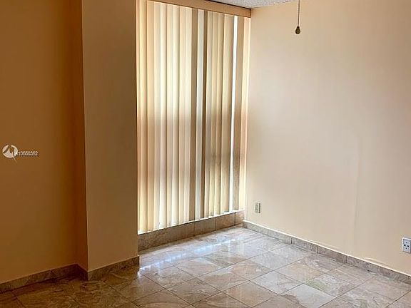 2nd image of 1800 Collins Ave APT 5F