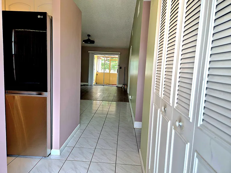 540 NW 43rd St — Photo 35