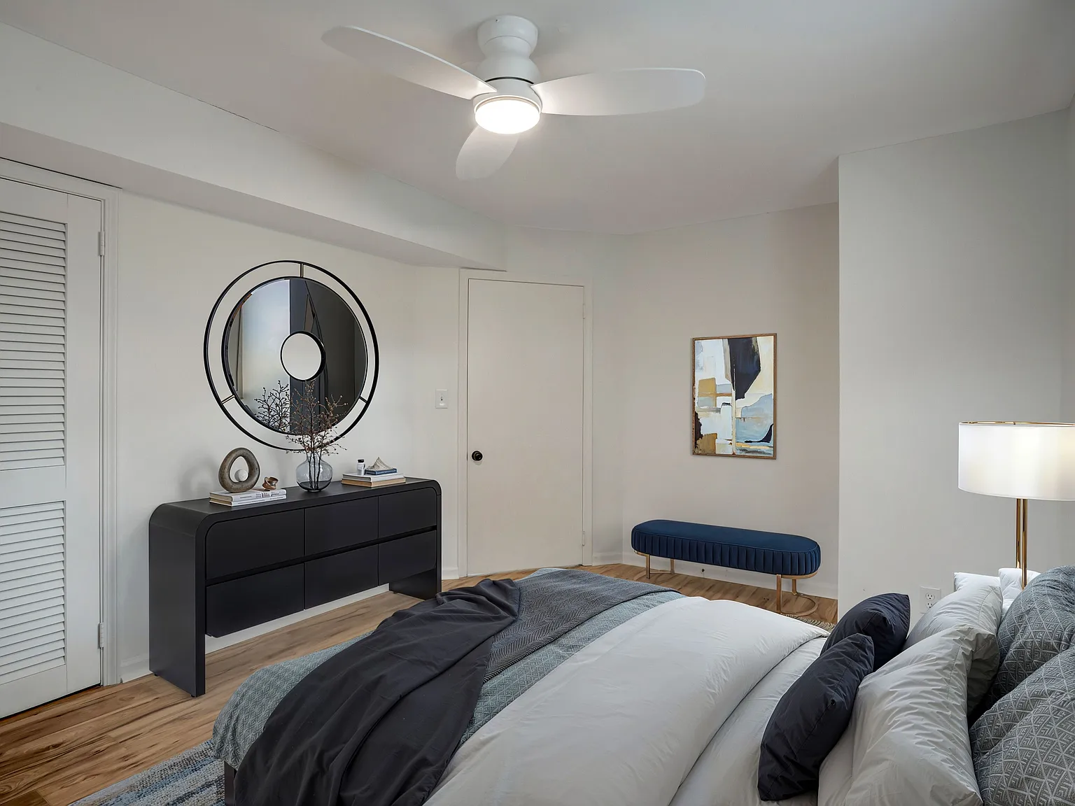 2 bed, 1.0 bath, $1,995 — Photo 3
