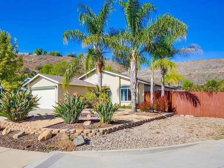 14524 Dehia St — Photo 2