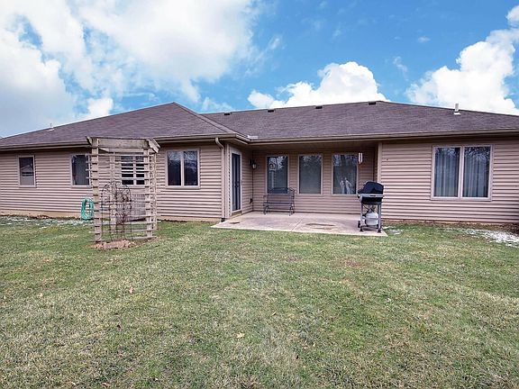 2nd image of 1115 Brandon Way
