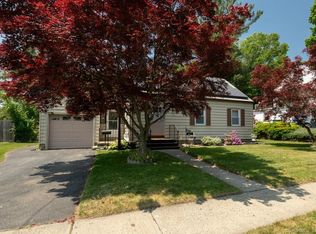 47 Greystone Rd, Bridgeport, CT 06610