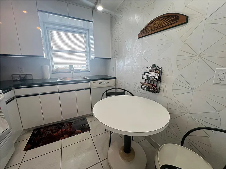 101 Briny Ave #811 — Photo 7