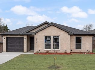 216 Red Wing Dr, Dallas, TX 75241
