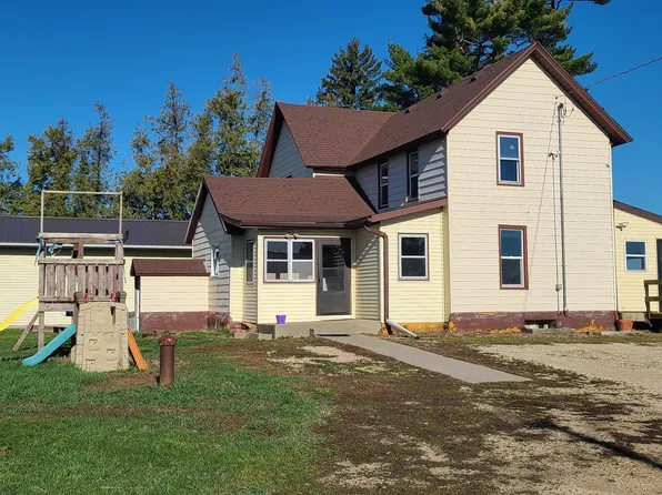 22168 165th St, Farmersburg, IA 52047