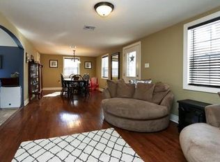 8533 England St, Overland Park, KS 66212
