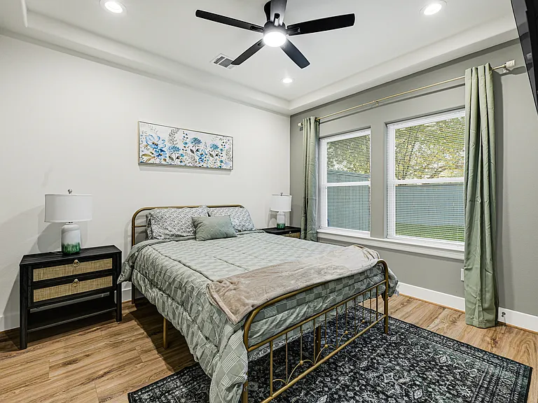 3833 Seabrook St #B — Photo 21