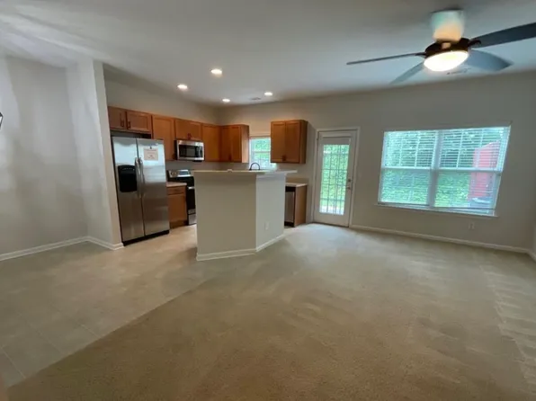 6941 Rogers Point, Lithonia, GA 30058
