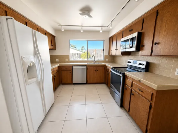 1773 Royal Way, San Luis Obispo, CA 93405