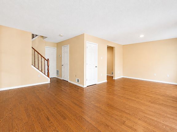 2nd image of 76 Boston St