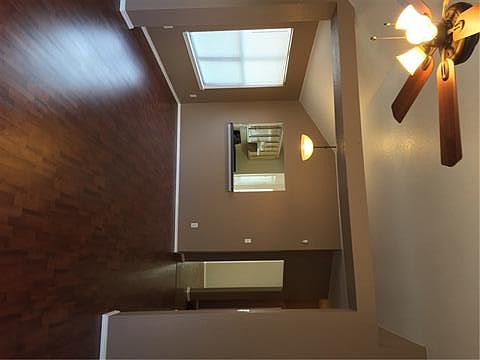 4th image of 123 Chesterfield Cir