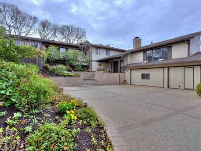 27791 Edgerton Rd, Los Altos Hills, CA, 94022