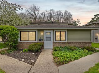 45 Milrace Dr, East Rochester, NY 14445