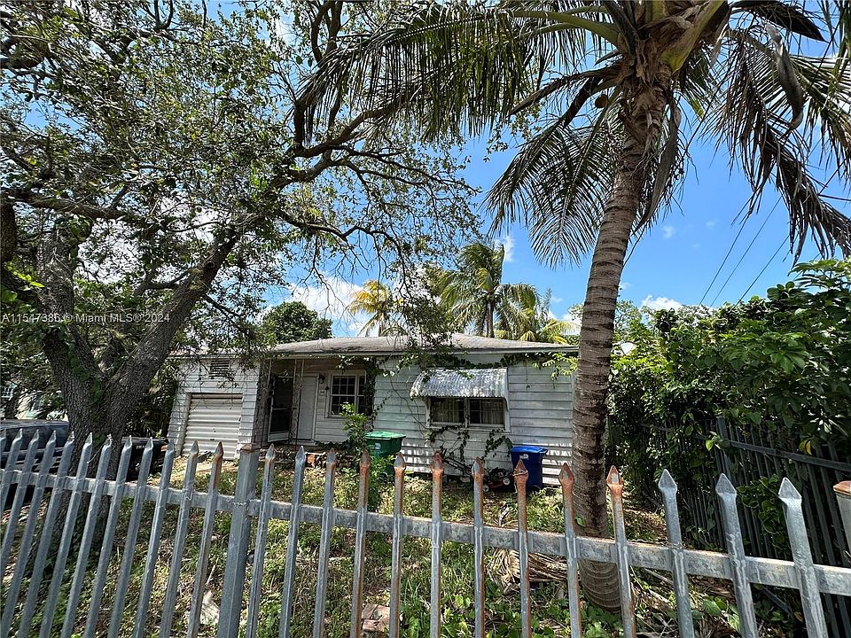 2nd image of 249 NE 110th St