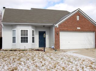 2430 Lakecrest Dr, Columbus, IN 47201