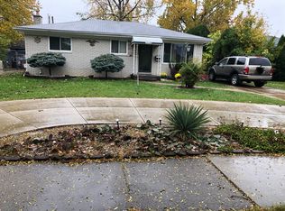 22036 E Twelve Mile Rd, Saint Clair Shores, MI 48081