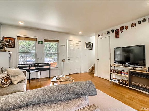4th image of 1201 N Galapago St Unit 93