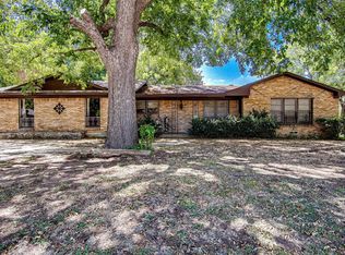 1608 W Mayfield Rd, Arlington, TX 76015
