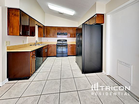 5th image of 8031 E Corky Ct