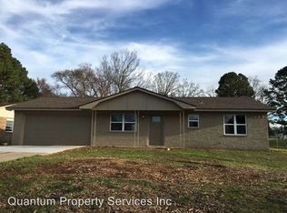 905 M St, Barling, AR 72923