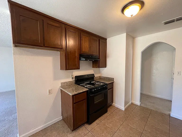 3500 Timberly Ln — Photo 7