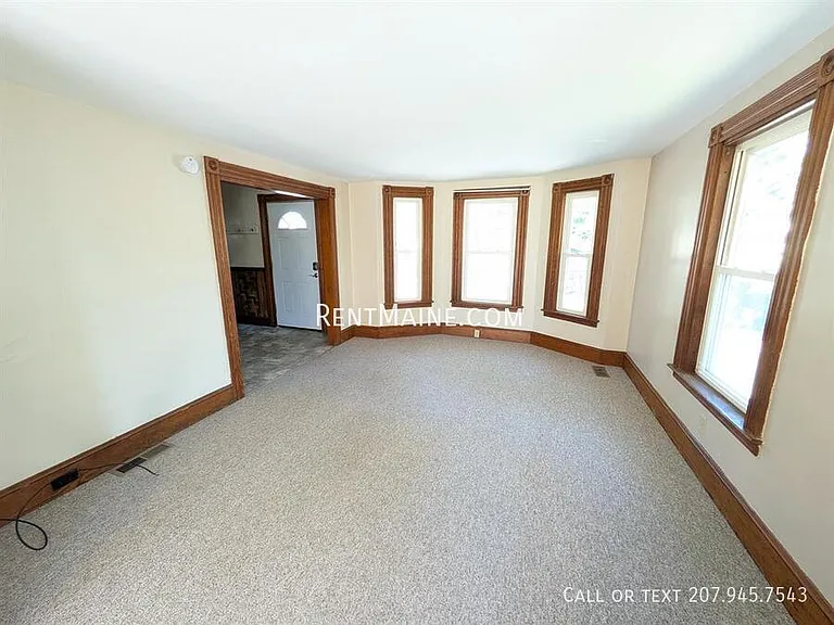 40 Dillingham St — Photo 10