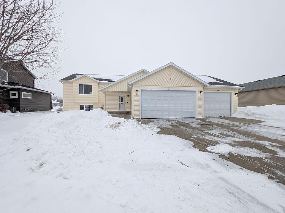1st image of 1265 Goldenwood Dr