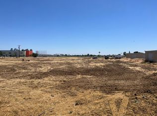 2449 S Willow Ave, Fresno, CA 93725