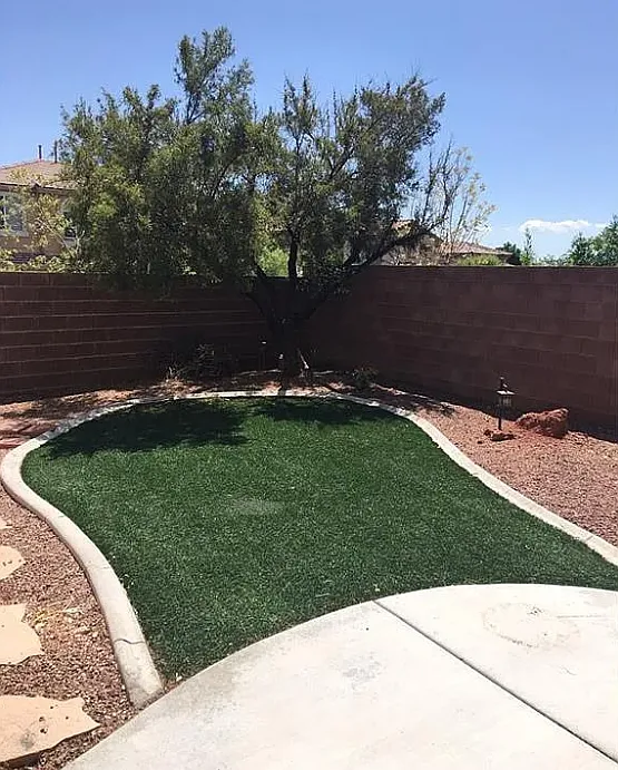 4 bed, 2.5 bath, 2211 sqft, $2,500 — Photo 2