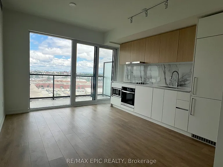 1100 Sheppard Ave W #928 — Photo 2