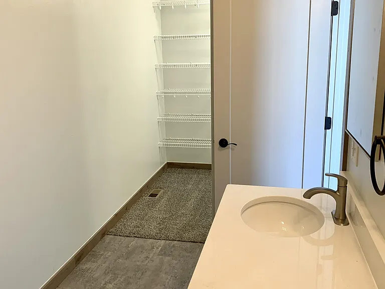 3915 Swan Rd #A — Photo 19