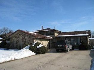 7563 Blazer Ave, Justice, IL 60458