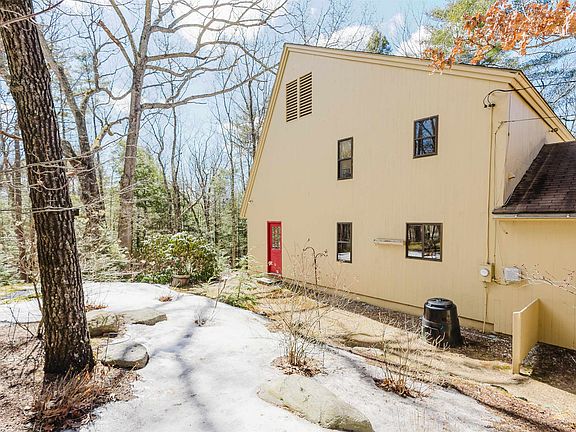 4th image of 91 Boyce Road