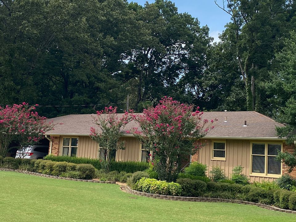 1st image of 2335 Campbell Dr