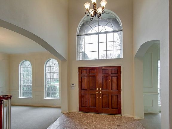 3rd image of 18731 Everwood Ct