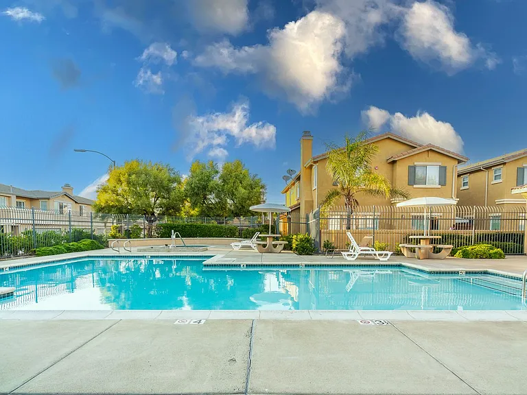 39753 Princeton Way #A — Photo 2