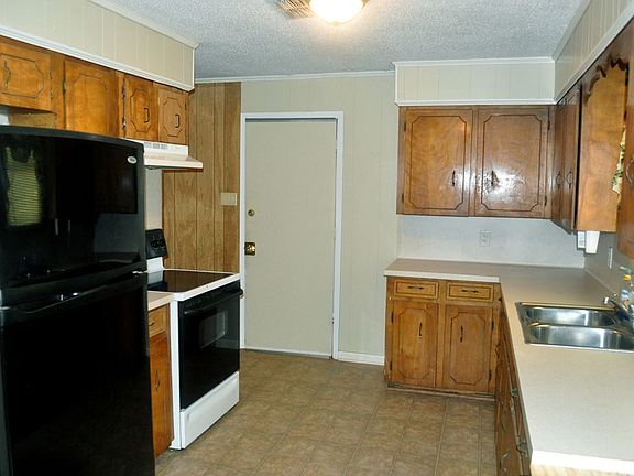 2nd image of 325 County Road 278