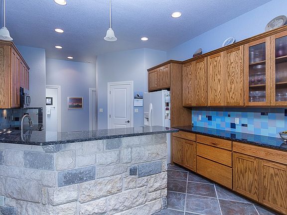 5th image of 2148 Stone Oak