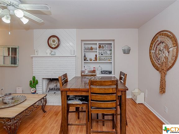 5th image of 311 Taos Dr