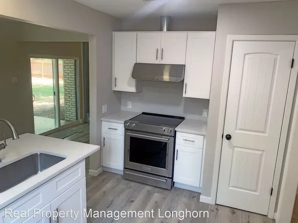 13303 Wisterwood St, Austin, TX 78729