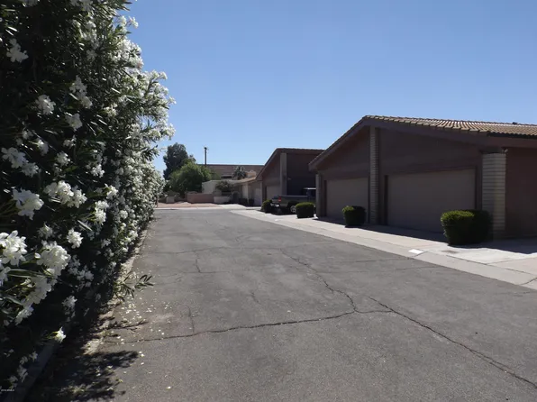 2705 E Cactus Rd, Phoenix, AZ 85032