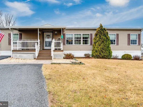 516 Elm Ave, Hamburg, PA 19526