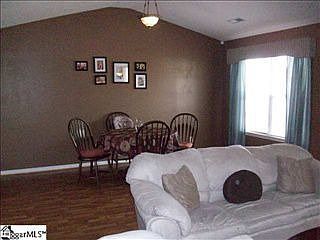5th image of 500 Kingfisher Dr