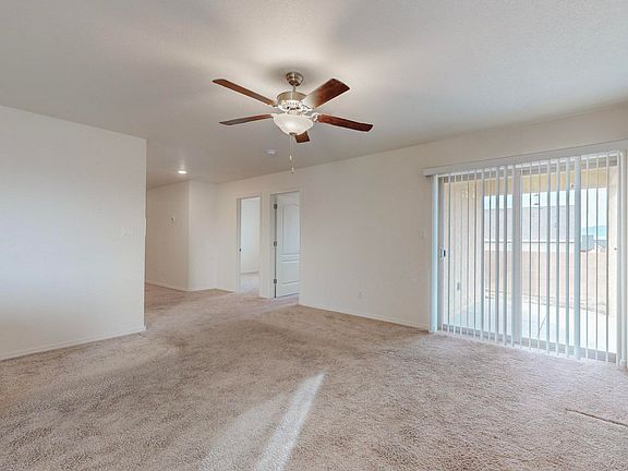 4th image of 2319 Isabella Ln